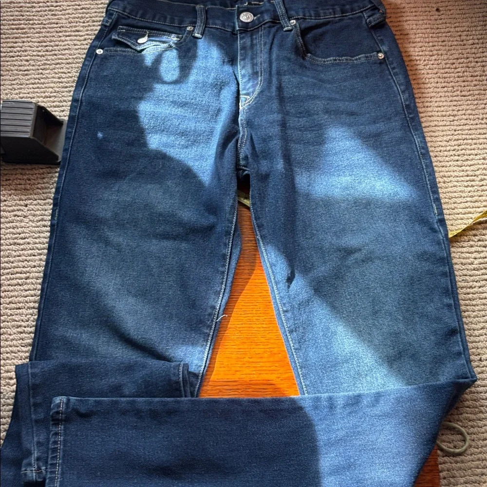 TRUE RELIGION RICKY SN STRAIGHT jeans. Relaxed fit. Size 31.